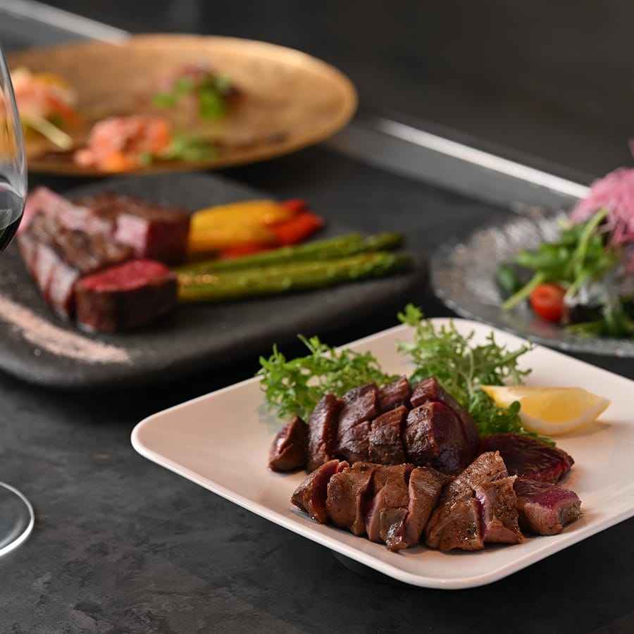 活き〆伊勢海老と特選A5黒毛和牛コース